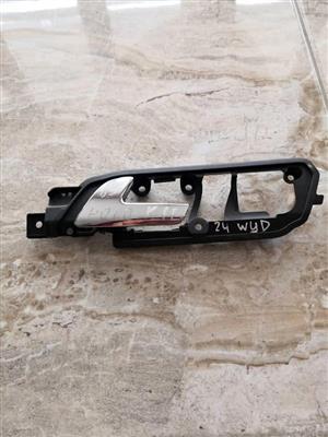 VW Polo Vivo 2005/Left Front Interior Door Handle