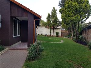 A very neat & beautiful one bed Apartment  for rent in Bordeaux Nth (Randburg)