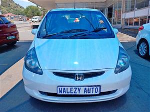 2004 HONDA JAZZ FIT 1.5  Transmission: Automatic  Mileage: 87000km Fueltype: Petrol  White