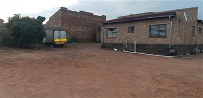House For Sale in Soshanguve DD