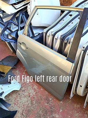 Ford Figo 2012 door used