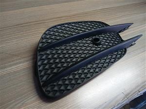 2016 W213 MERCEDES BENZ E-CLASS RIGHT SIDE FOG LIGHT COVER