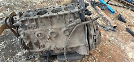 Isuzu c240 Sub Assembly Block with pistons and crank