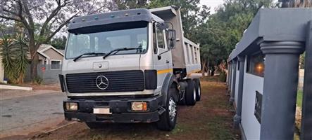1990 MERCEDES BENZ V-SERIES 3335 10CUBE TIPPER TRUCK UNKNOWN KMS