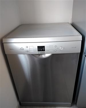 Bosch dishwasher like new only used for 3 months