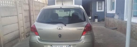 Toyota Yaris hatchback 2009 for sale