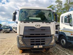  2017 Nissan UD CWE420 Garbage Compactor Truck