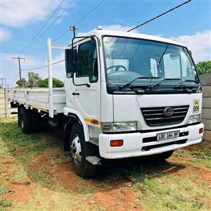 2007 - NISSAN UD 80 8Ton Dropside Truck  - Perfect Condition