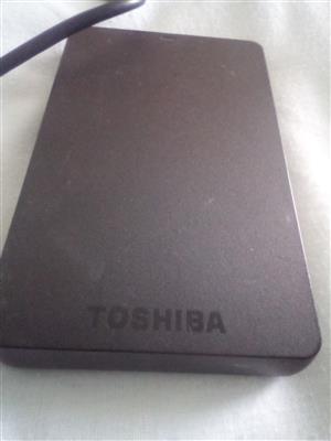 Toshiba 1TB external harddrive