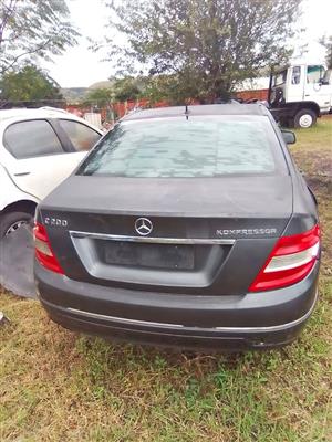 Mercedes w204 c200 running striping for spares