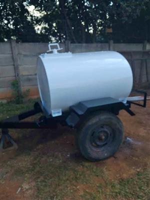 1000 liter water bowser