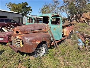 1948 Ford F1