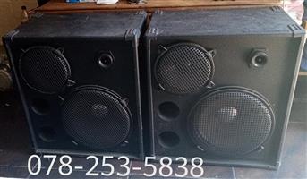 Yamaha speakers