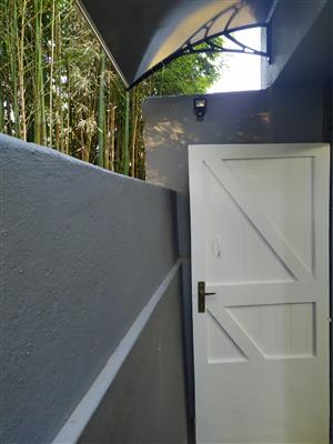 Charming 2-Bedroom Duplex in Bredasdorp CBD - Available from October 