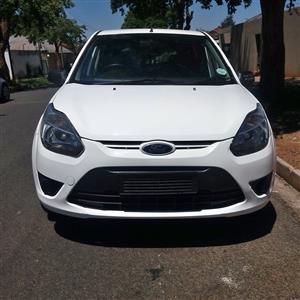 2012 FORD FIGO 1.4TREND 85000Kms 