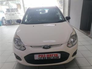 2015 FORD FIGO 1.4 MANUAL