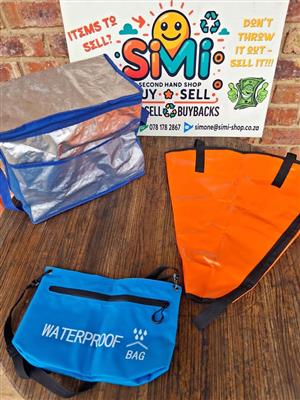 Outdoor / Travel Bundle – Cooler Bag + Waterproof Bag + Extras