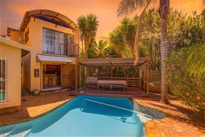 House For Sale in Van Riebeeck Park