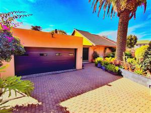House For Sale in Gallo Manor