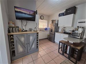 ! Bedroom secure building complex