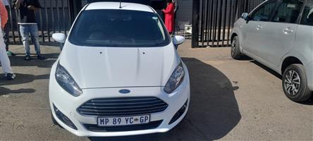 Ford Fiesta 1.4 (2017) in an ULTRA CLEAN Condition