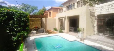 Stunning 4 bedroom cluster for rent in Bedfordview—modern living with convenient amenities awaits!