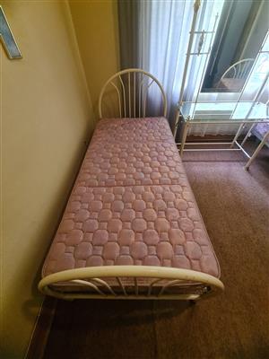 Antique twin single bed set with dressing table