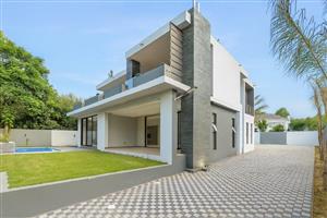 House For Sale in Morningside