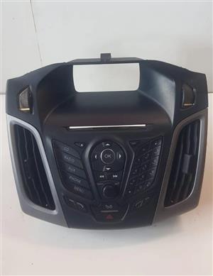 Ford Focus (2012-2015) Radio & Radio Face