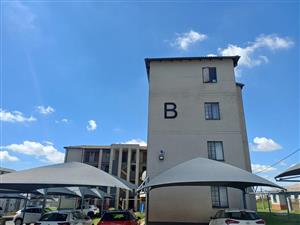 Apartment For Sale in Fleurhof