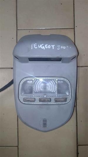 Peugeot 3008 dome light