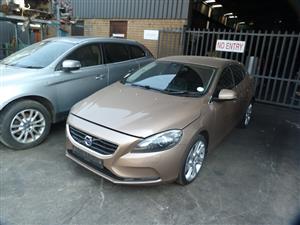 Volvo V40 D3 2.0 Diesel AT D5204T6 Gold - 2014 SPARESBOYZ STRIPPING FOR SPARES