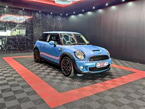 2012  MINI Hatch Cooper S