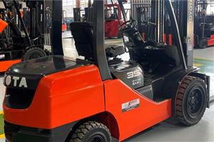 Toyota Forklifts Electric 8FD18 2.5ton