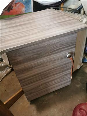 Bed/bathroom/kitchen cabinet