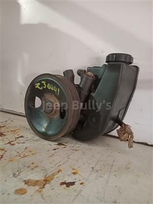 Second Hand Jeep Grand Cherokee (ZJ) Power Steering Pump 