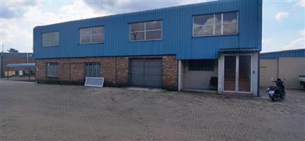 Manufacturing, Receiving and Distribution Warehouse to let