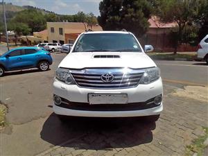 2010 Toyota Fortuner  3.0 Automatic  Diesel  White  With full service history
