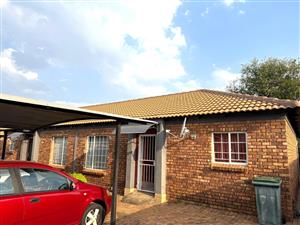 House For Sale in Andeon