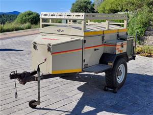 Venter Bush Baby trailer