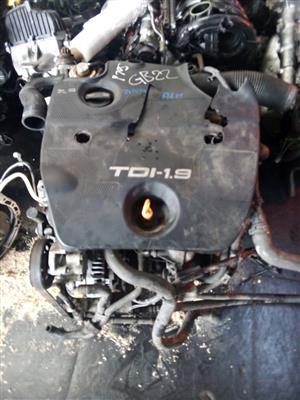GOLF 1.9L 4 CYL TDI ALH ENGINE