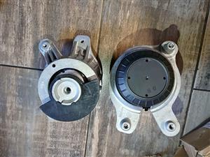 Mercedes benz W205 engine mountings