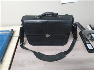 Dell Genuine Leather Lap Top Bag