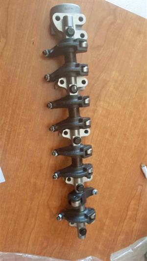 HYUNDAI H100 ROCKER SHAFT, COMPLETE WITH ROCKERS. BRAND NEW. FOR VARIOUS OTHER CARS TOO.