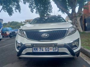 Kia Sportage 2.0 CRDI  Model 2015 Mileage 91000kms Colour White  Automatic