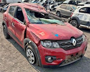 2016 Renault Kwid stripping for spares