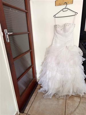 Wedding gown