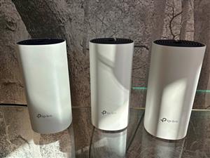 TP LINK DECO P9 MESH ROUTERS (3)