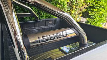 I have a Brand new Chrome Isuzu D-Max roll bar for sale