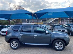 RENAULT DUSTER